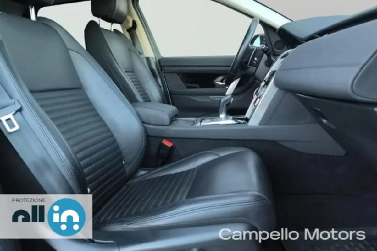Land Rover Discovery Sport usata a Venezia (15)