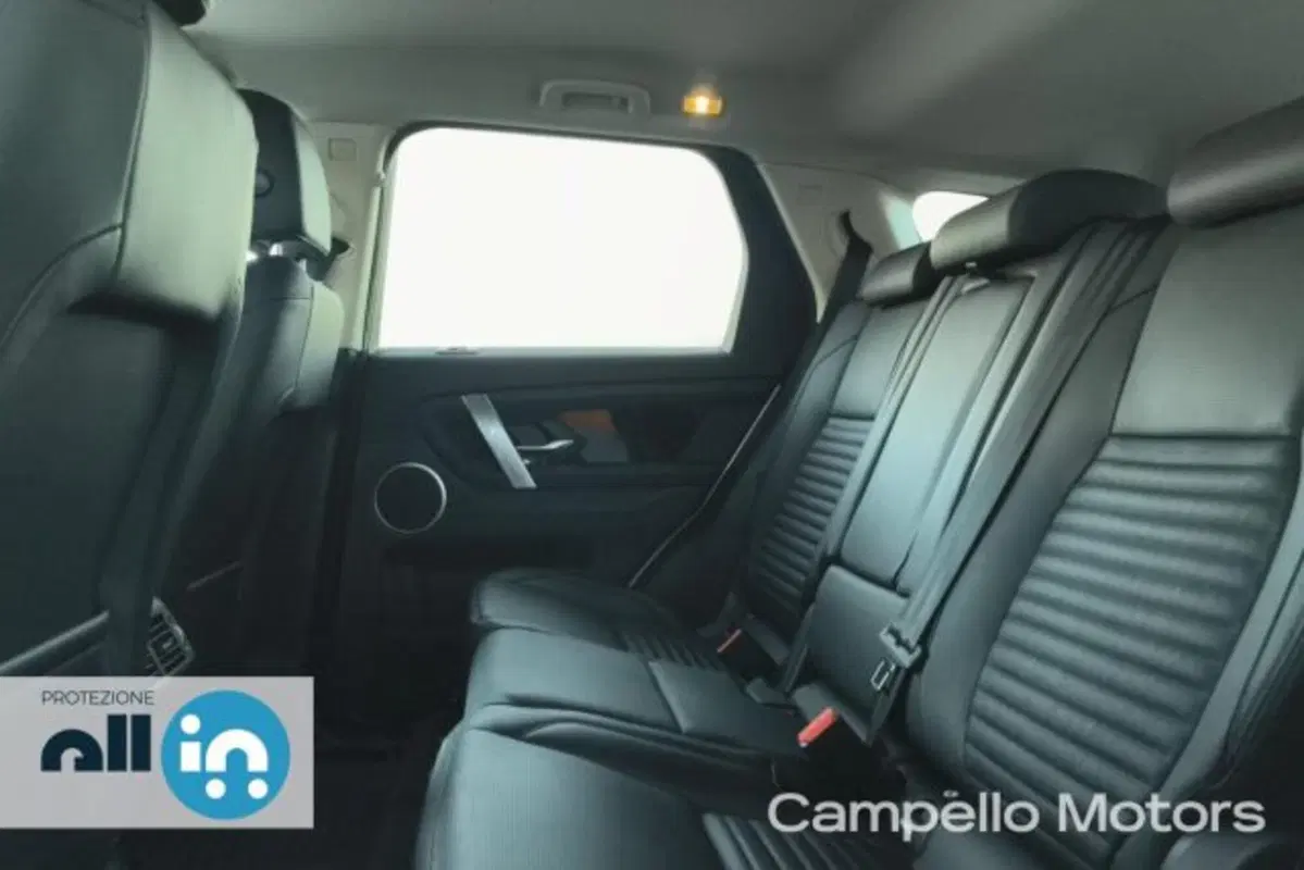 Land Rover Discovery Sport usata a Venezia (6)