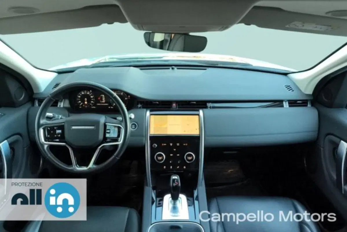 Land Rover Discovery Sport usata a Venezia (7)