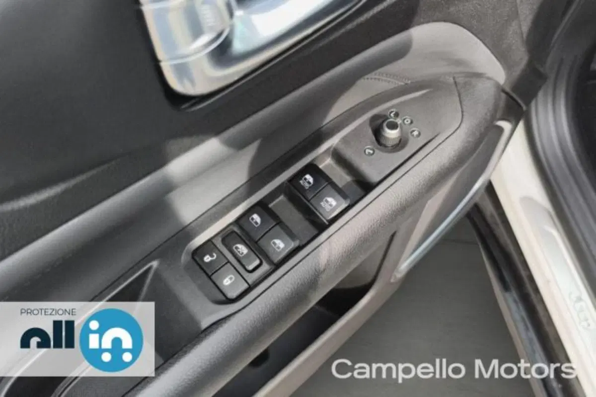 Jeep Compass usata a Venezia (17)