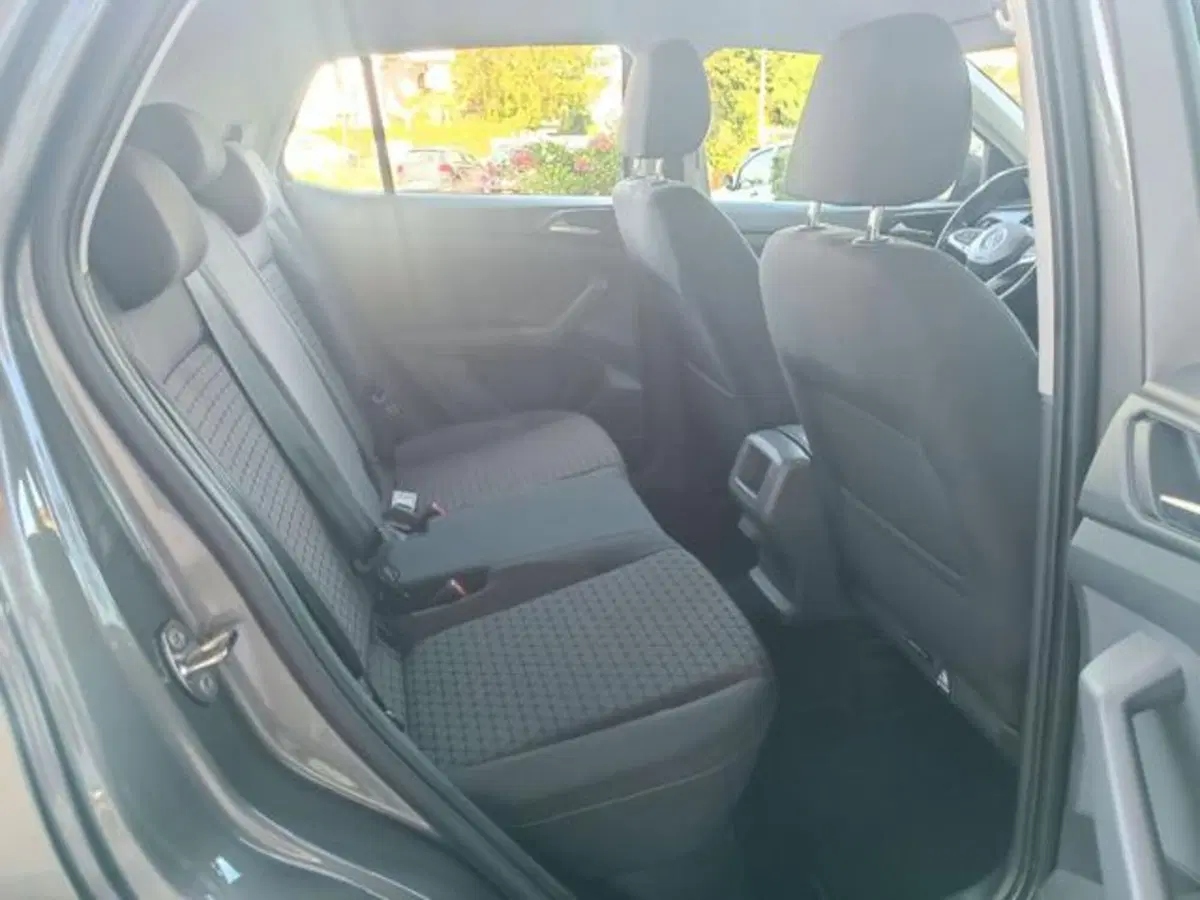 Volkswagen T-Cross usata a Pisa (17)