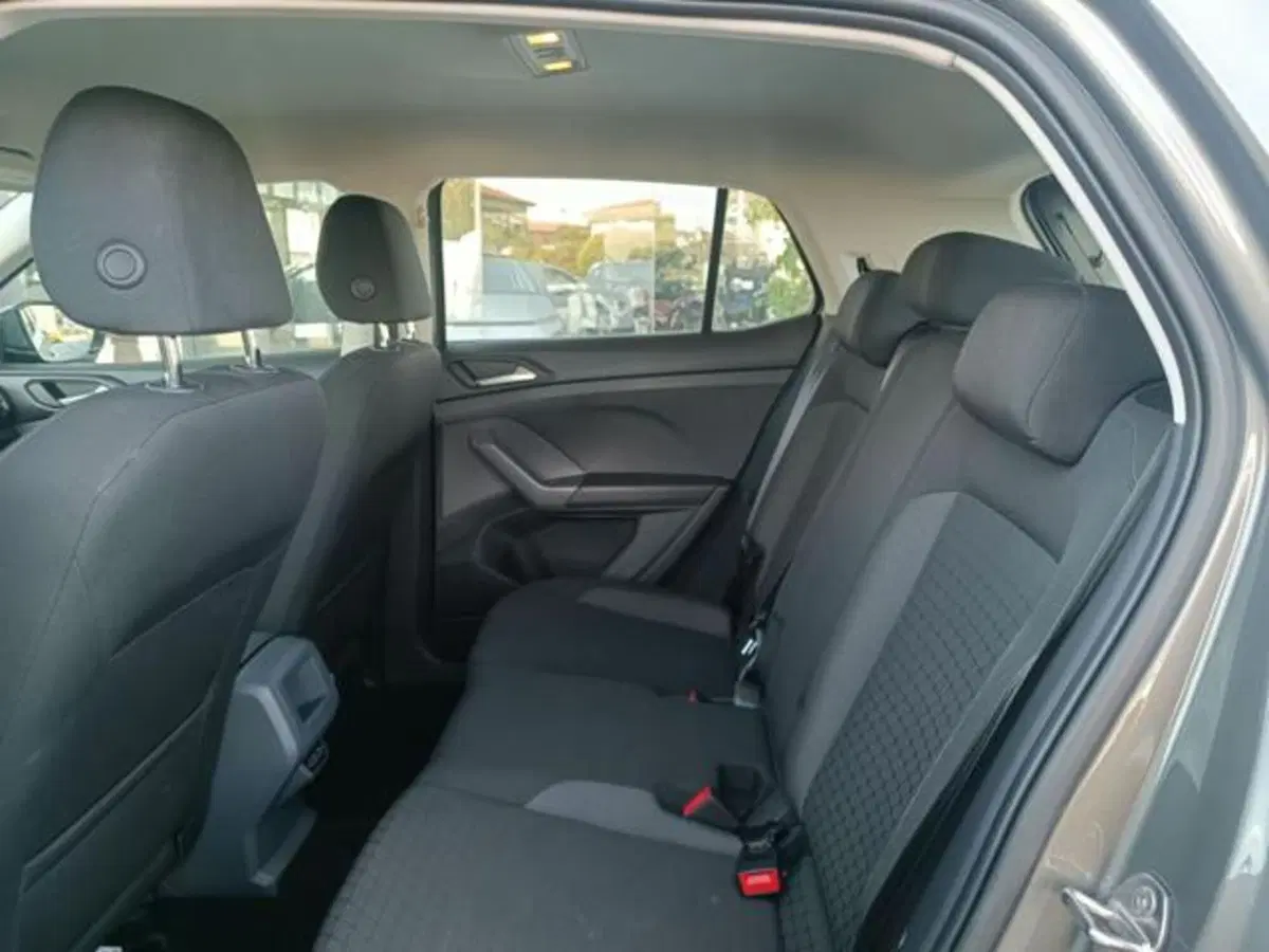 Volkswagen T-Cross usata a Pisa (4)