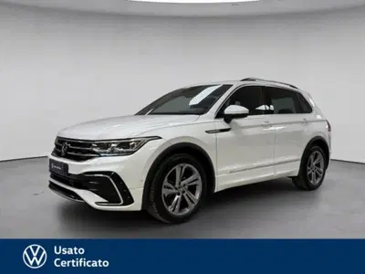 Volkswagen Tiguan Allspace 2.0 tdi R-Line 150cv dsg del 2023 usata a Arzignano