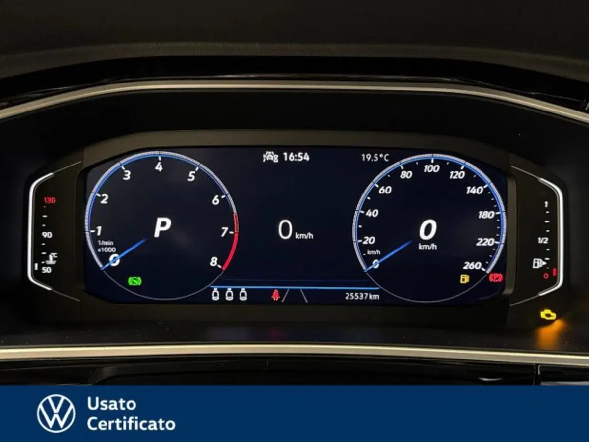 Volkswagen T-Roc usata a Vicenza (14)