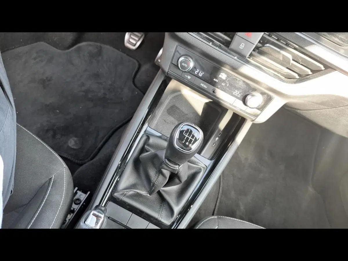 Skoda Kamiq usata a Varese (13)