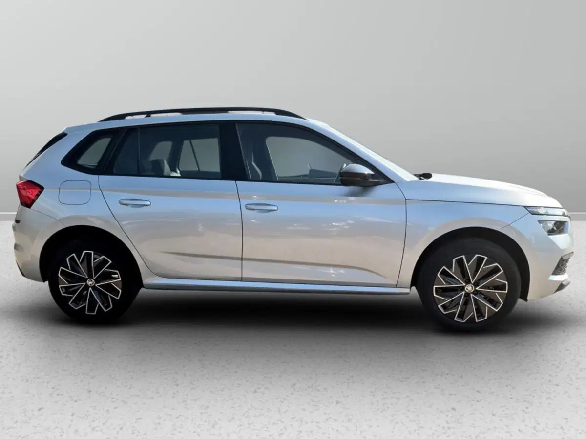 Skoda Kamiq usata a Varese (6)