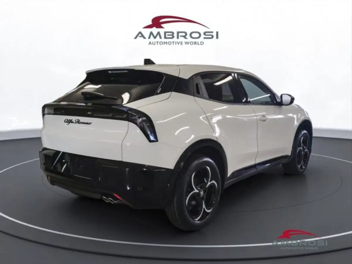 Alfa Romeo Junior nuova a Perugia (3)