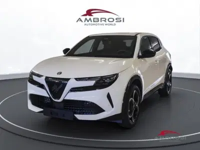 Alfa Romeo Junior 1.2 ibrida Q4 Ti 145cv edct6 nuova a Corciano
