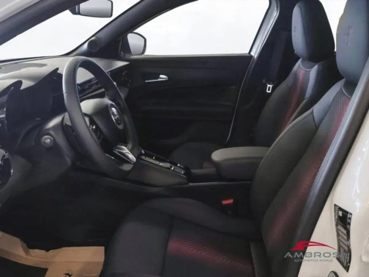 Alfa Romeo Junior nuova a Perugia (10)