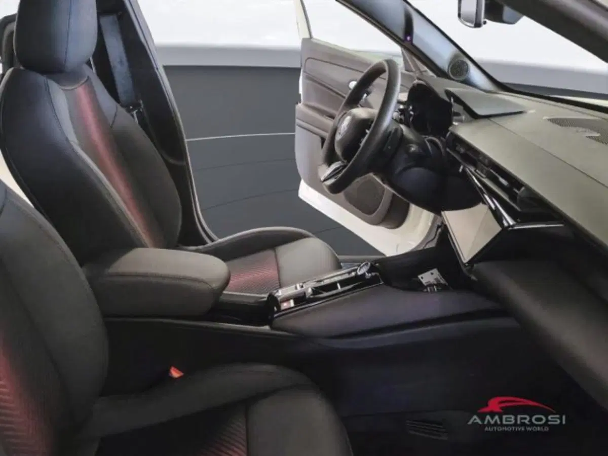 Alfa Romeo Junior nuova a Perugia (12)