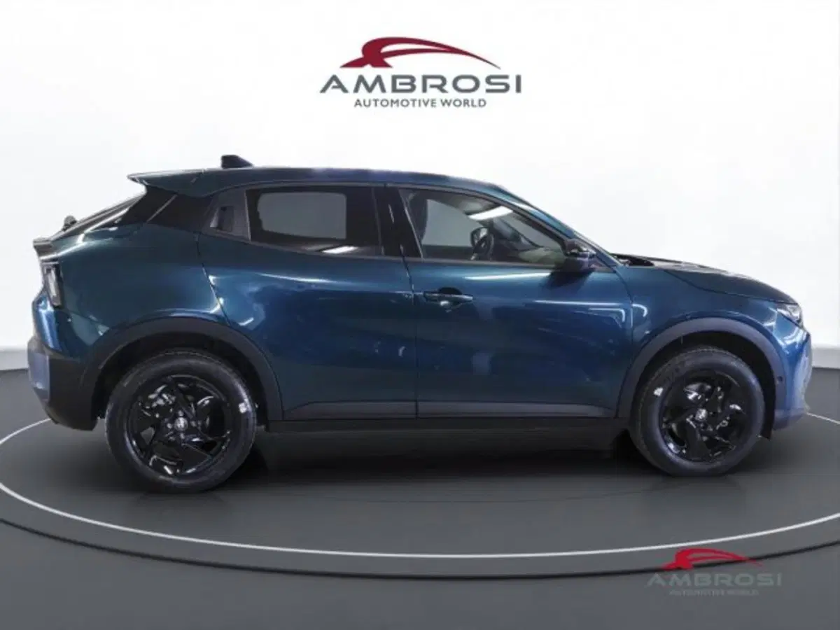 Alfa Romeo Junior nuova a Perugia (5)