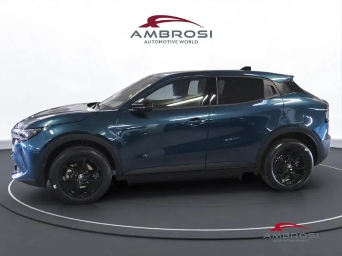 Alfa Romeo Junior nuova a Perugia (6)