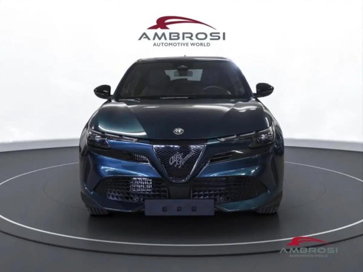 Alfa Romeo Junior nuova a Perugia (7)