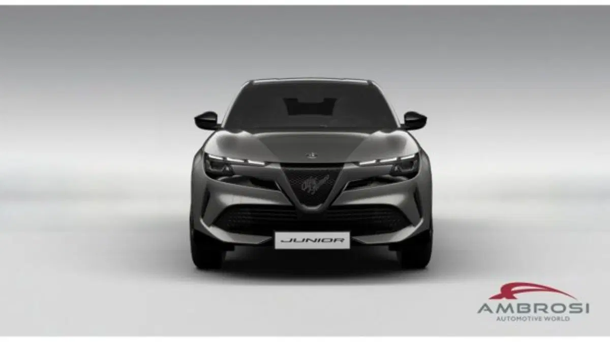 Alfa Romeo Junior nuova a Perugia (3)