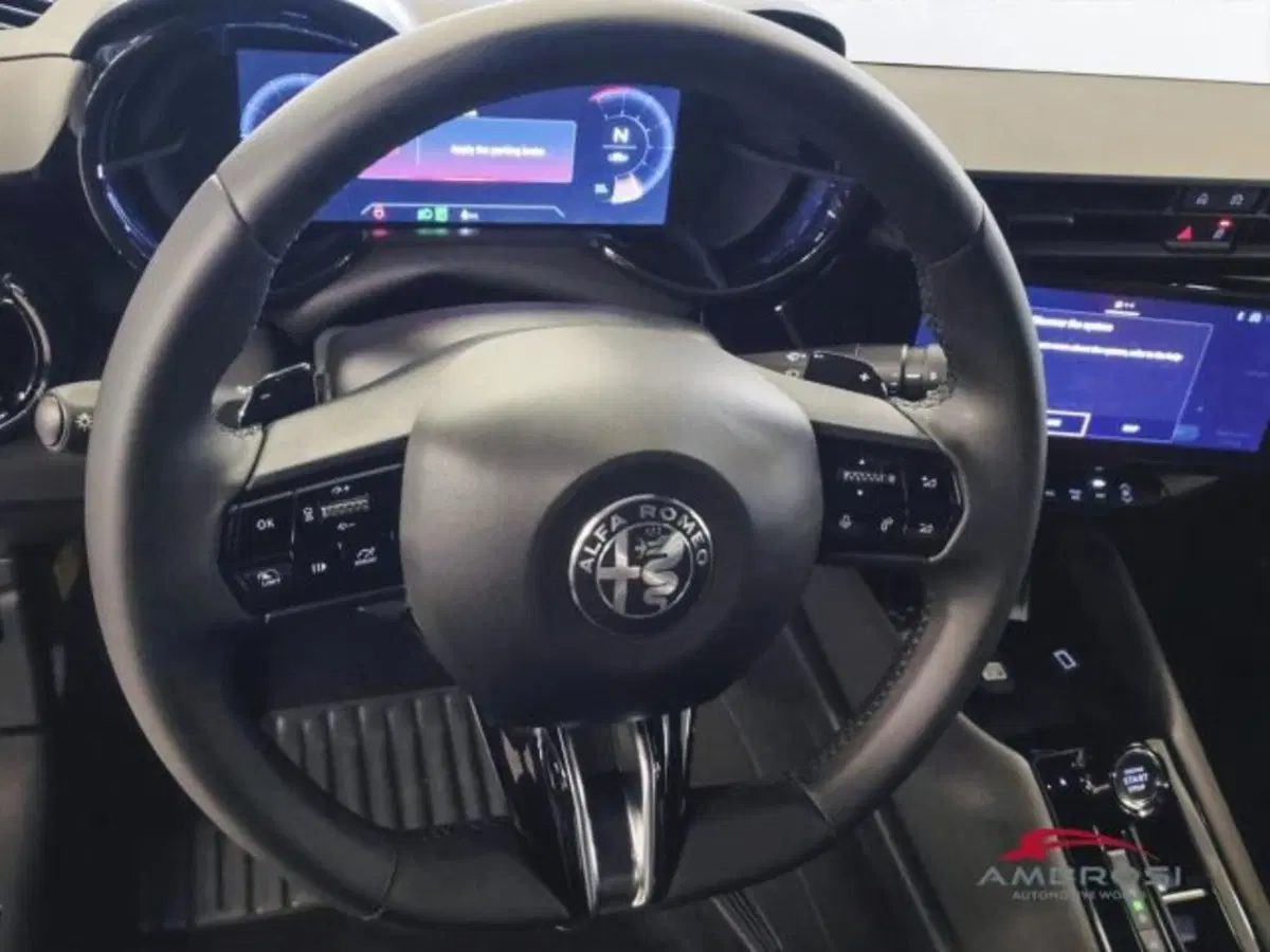 Alfa Romeo Junior nuova a Perugia (14)