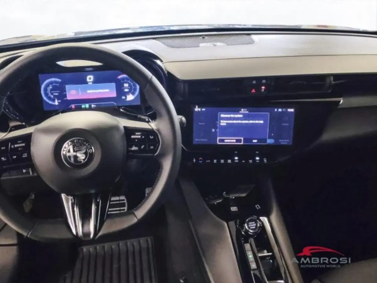 Alfa Romeo Junior nuova a Perugia (15)