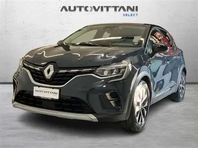 Renault Captur 1.6 full hybrid Techno 145cv auto del 2023 usata a Como