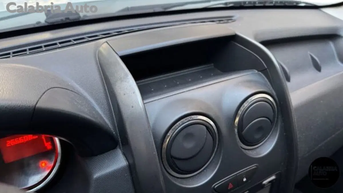 Dacia Duster usata a Reggio Calabria (17)