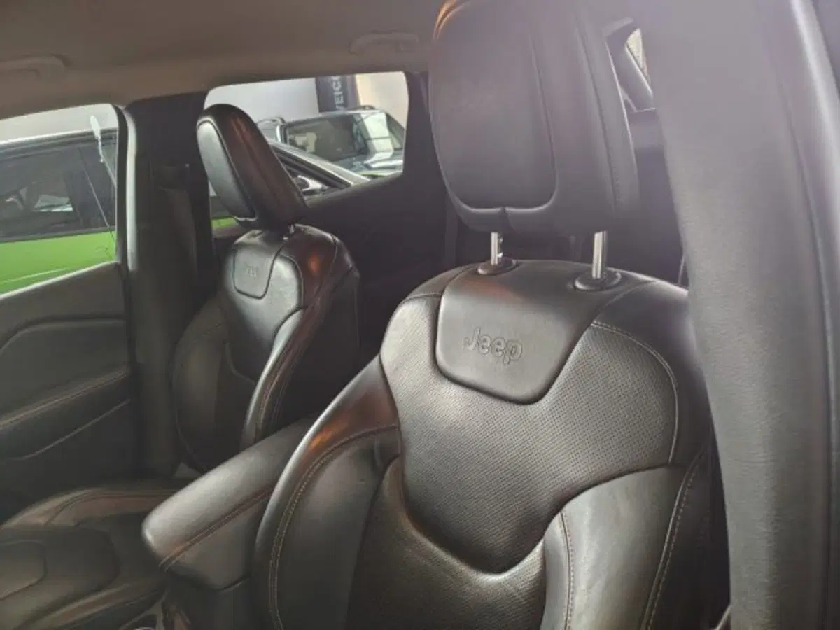 Jeep Cherokee usata a Forlì-Cesena (12)