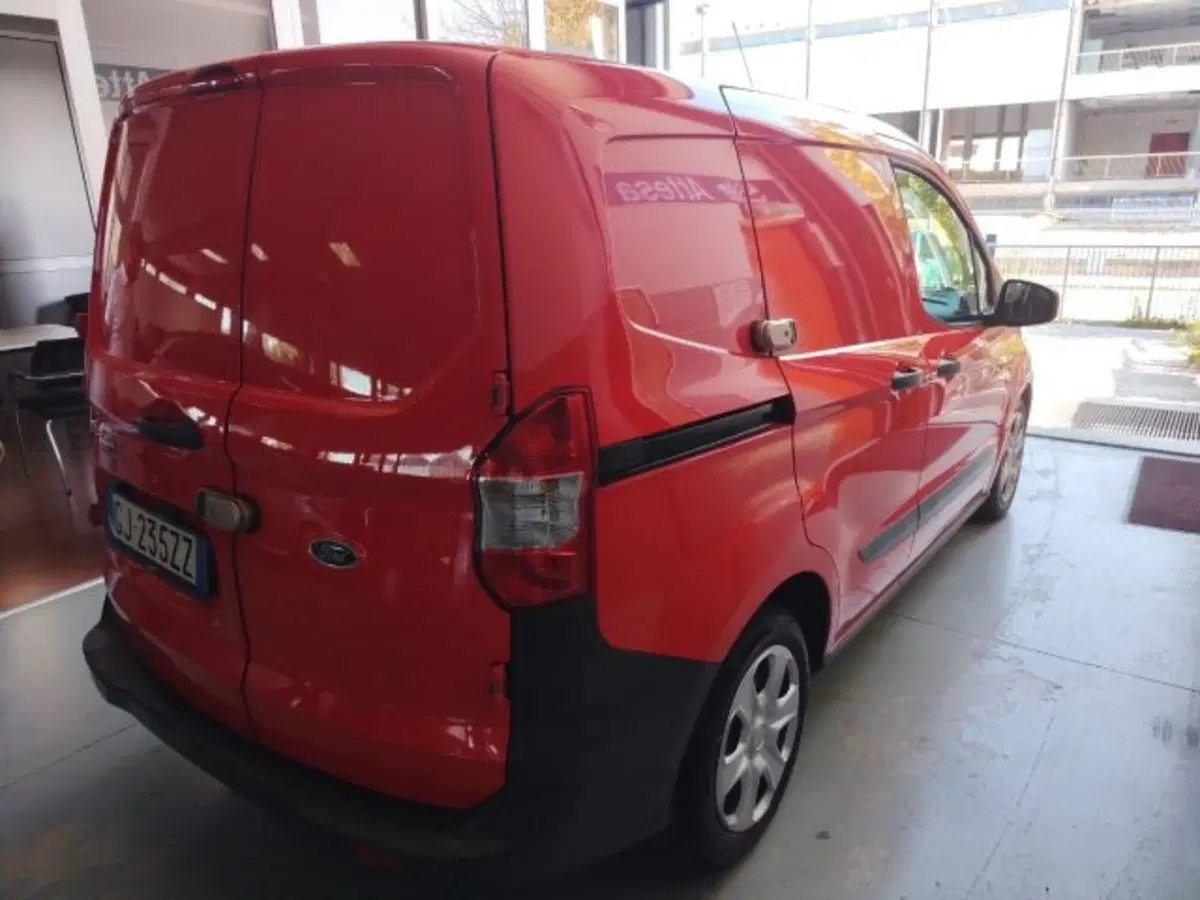 Ford Transit Courier usata a Forlì-Cesena (8)