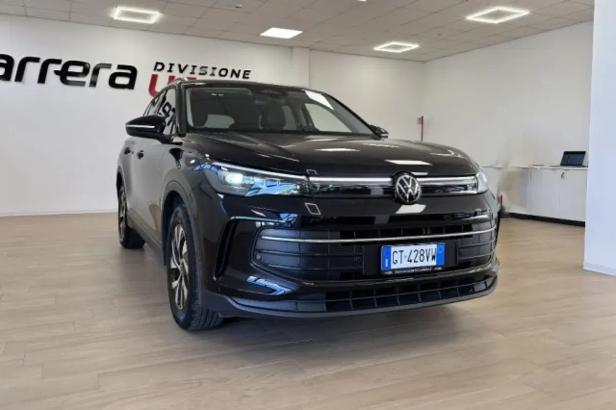 Volkswagen Tiguan usata a Latina