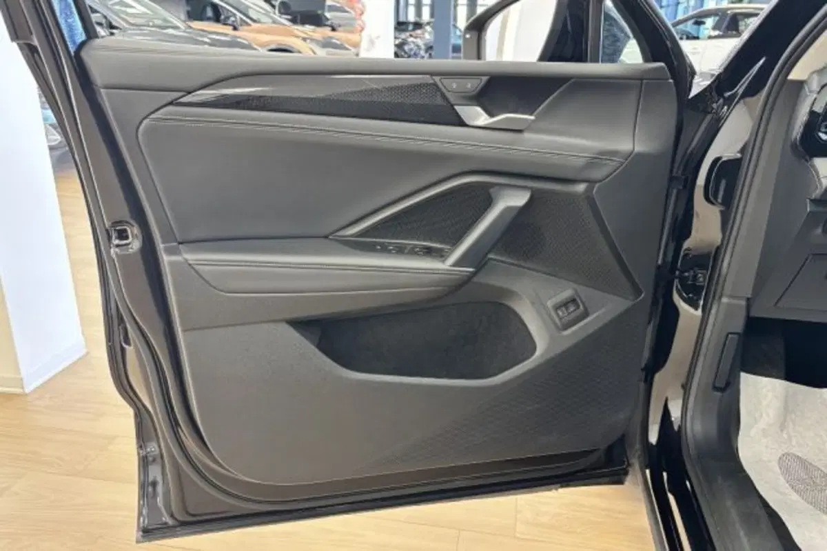 Volkswagen Tiguan usata a Latina (12)
