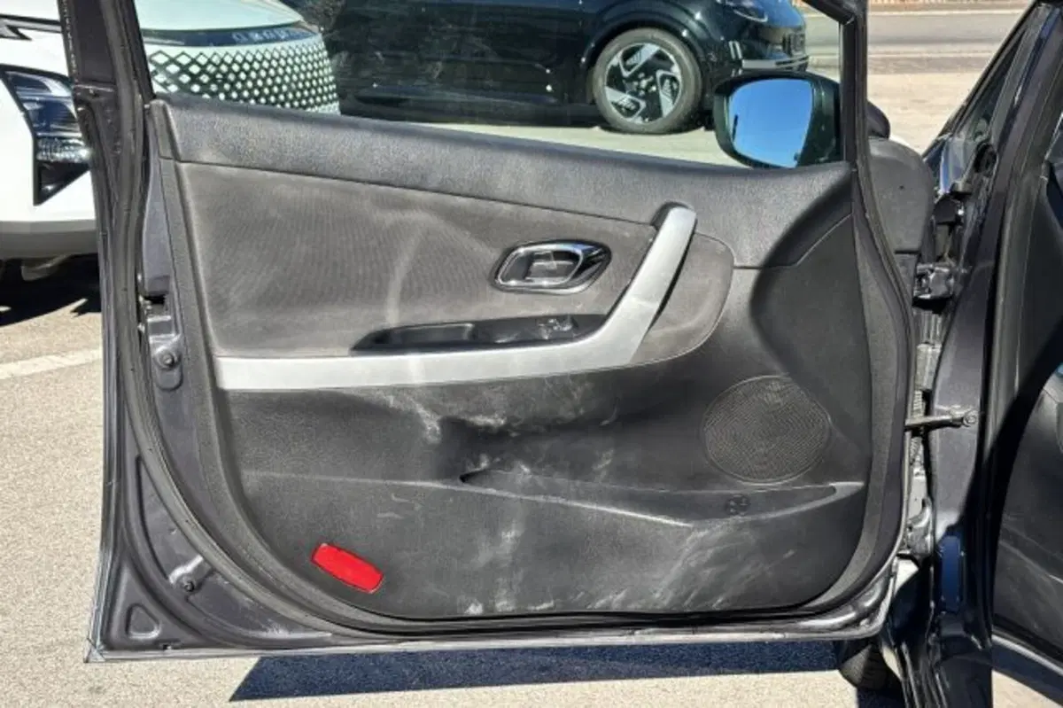 Kia cee'd usata a Latina (12)
