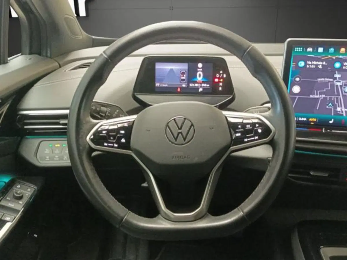 Volkswagen ID.5 usata a Milano (9)