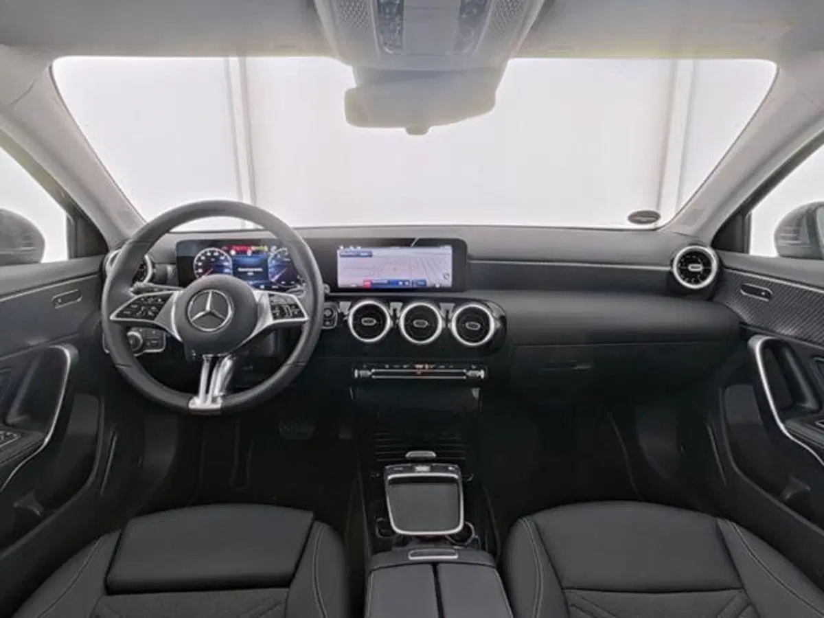 Mercedes-Benz Classe A usata a Milano (7)