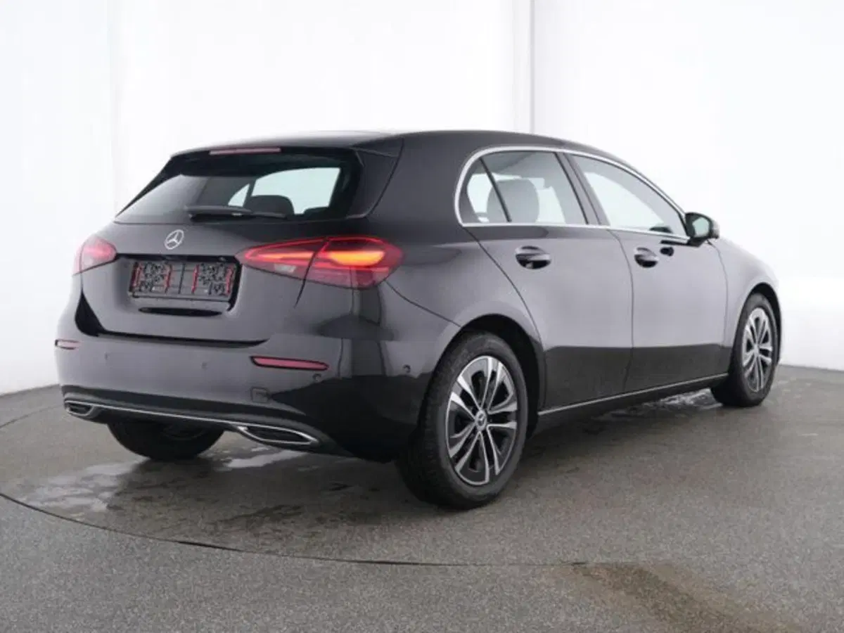 Mercedes-Benz Classe A Sedan usata a Novara (3)