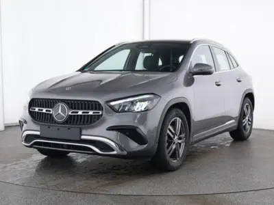 Mercedes-Benz GLA SUV 180 Progressive Advanced Plus auto del 2025 usata a Dormelletto