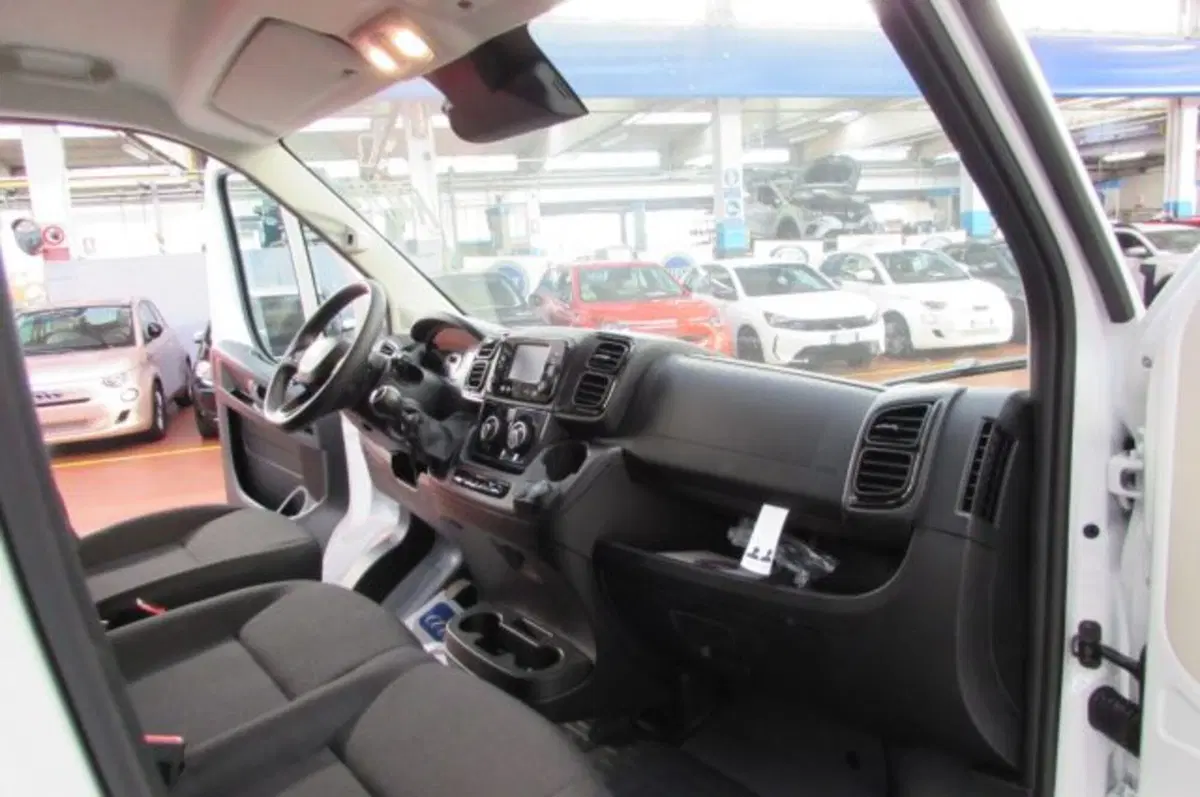 Fiat Ducato Furgone nuova a Milano (16)