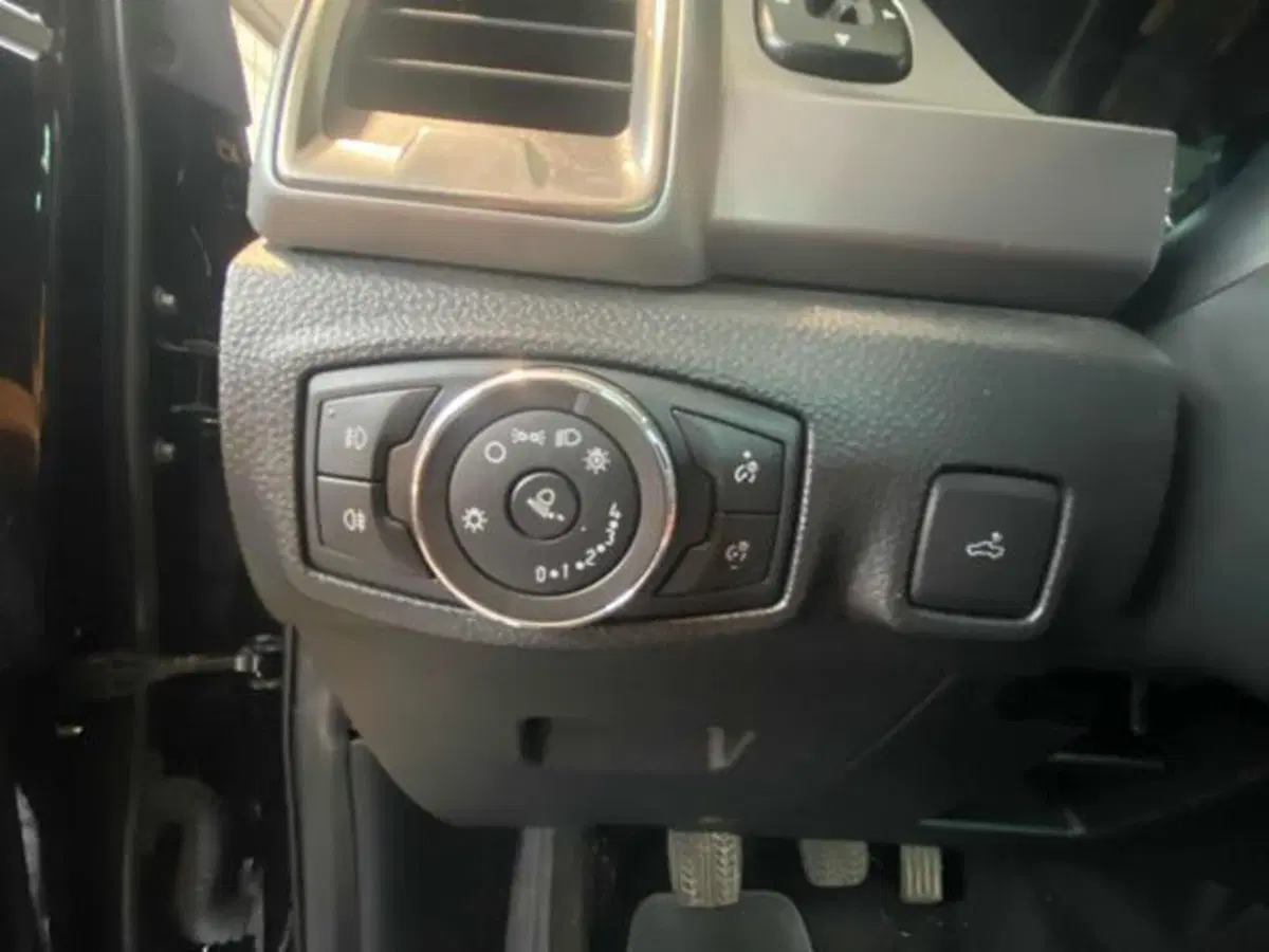 Ford Ranger Pick-up usata a Bologna (18)