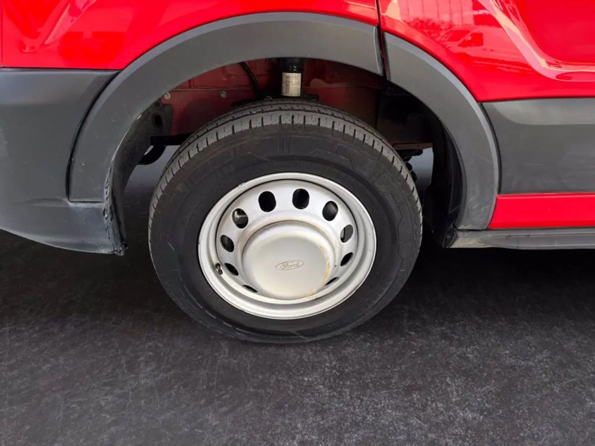 Ford Transit usata a Milano (9)