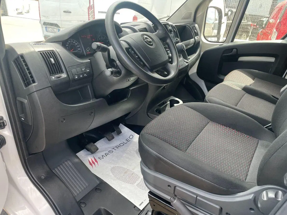 Opel Movano Furgone usata a Lecce (14)