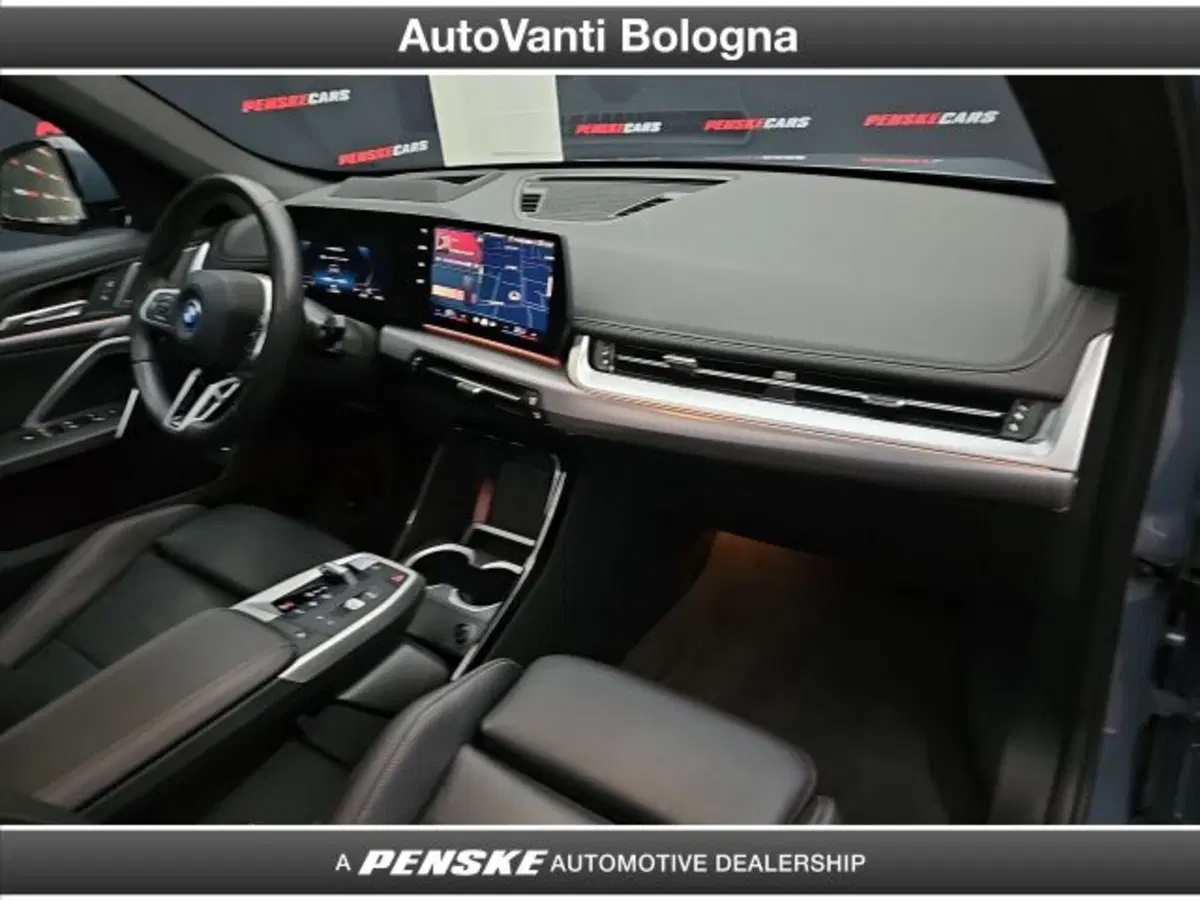 BMW iX1 usata a Bologna (15)