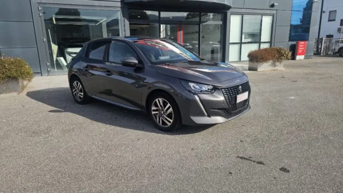 Peugeot 208 usata a Lucca (2)