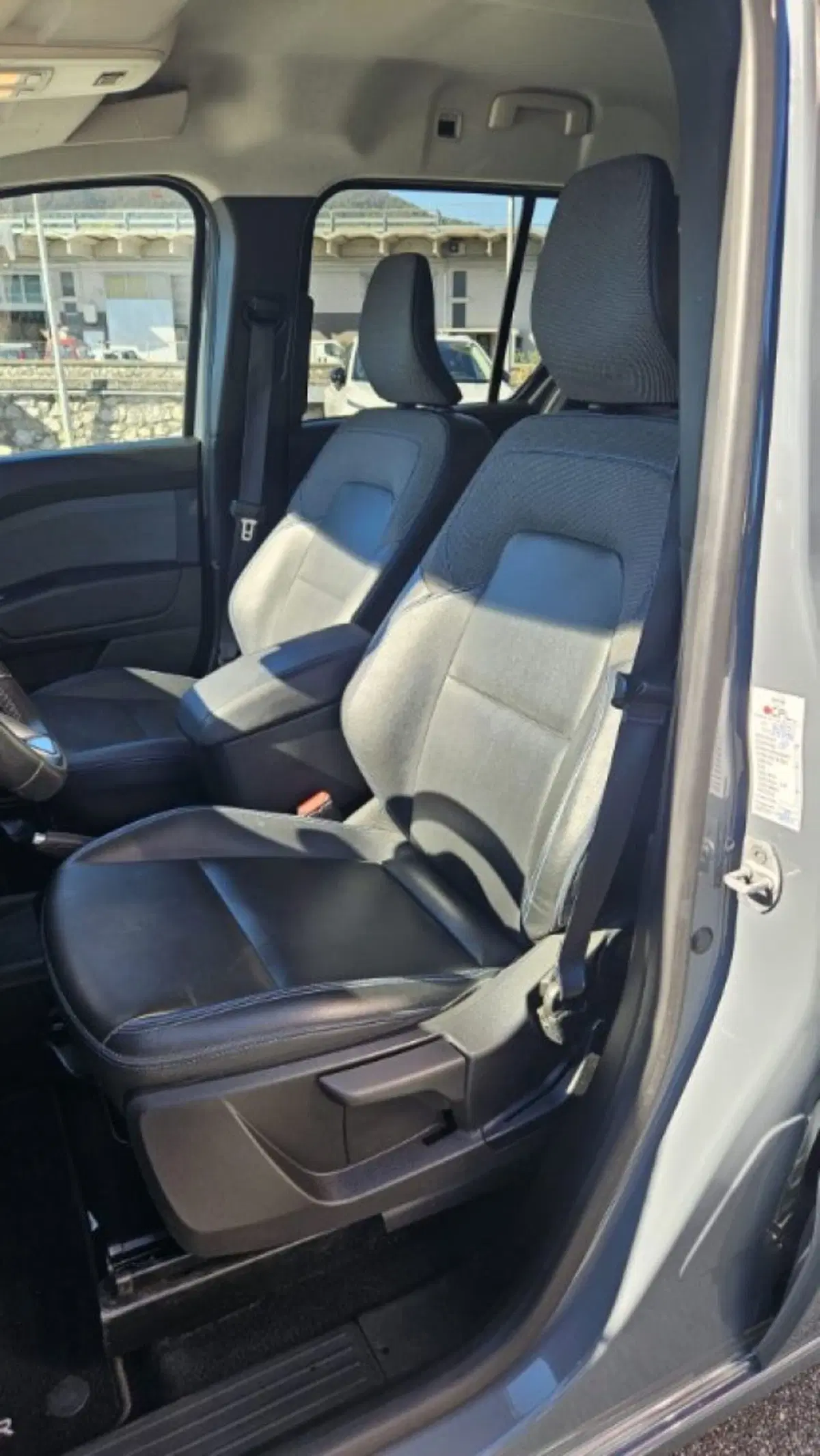 Nissan Townstar usata a Lucca (15)