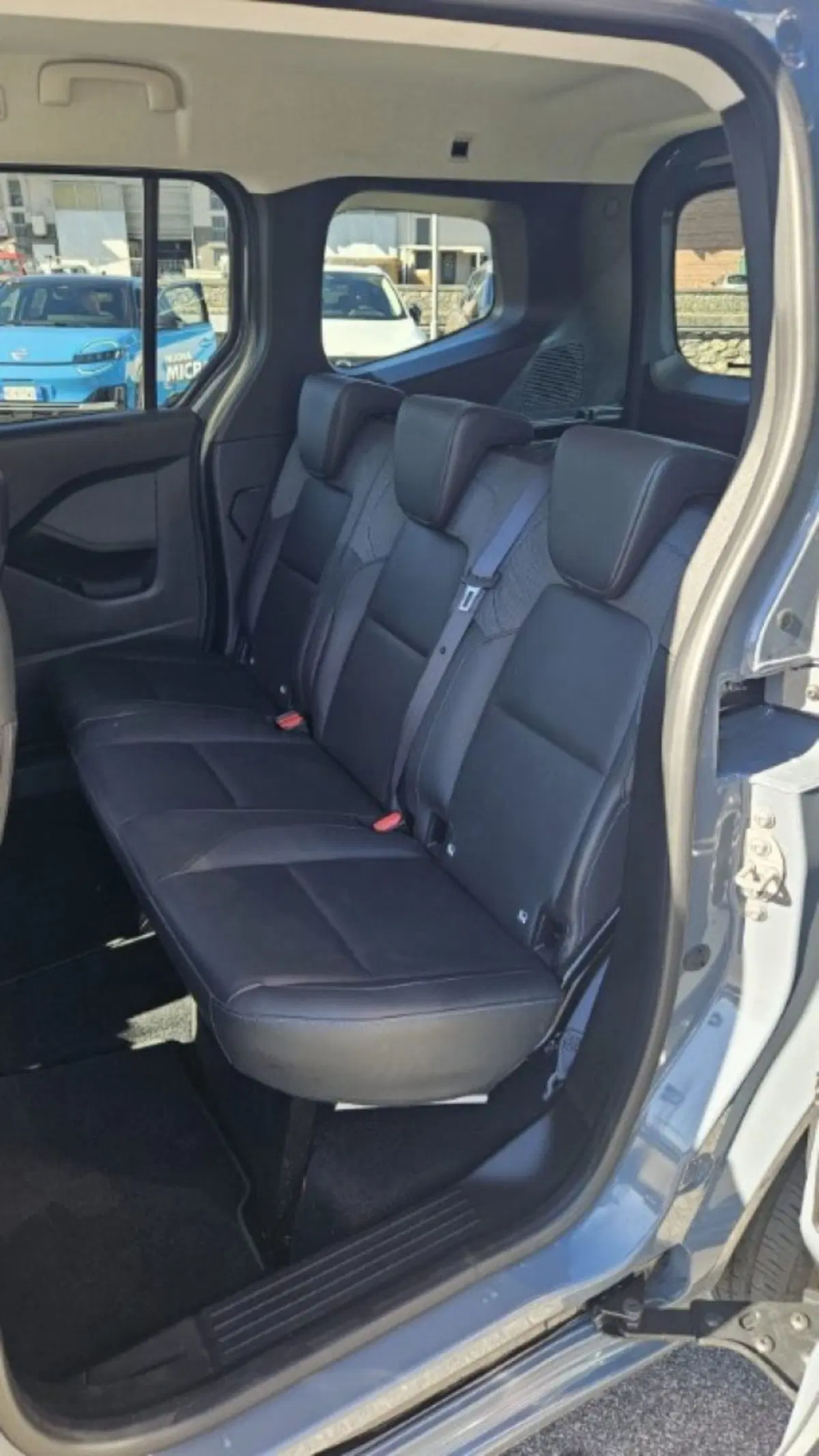 Nissan Townstar usata a Lucca (17)