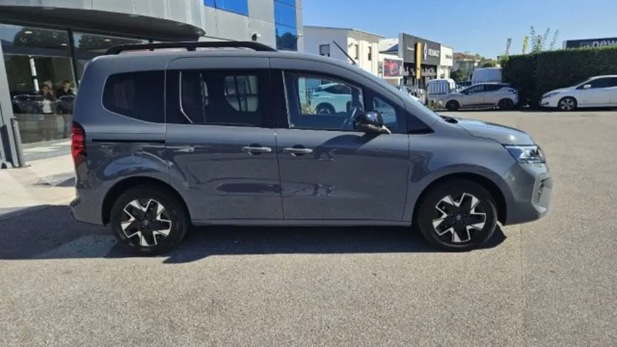 Nissan Townstar usata a Lucca (3)