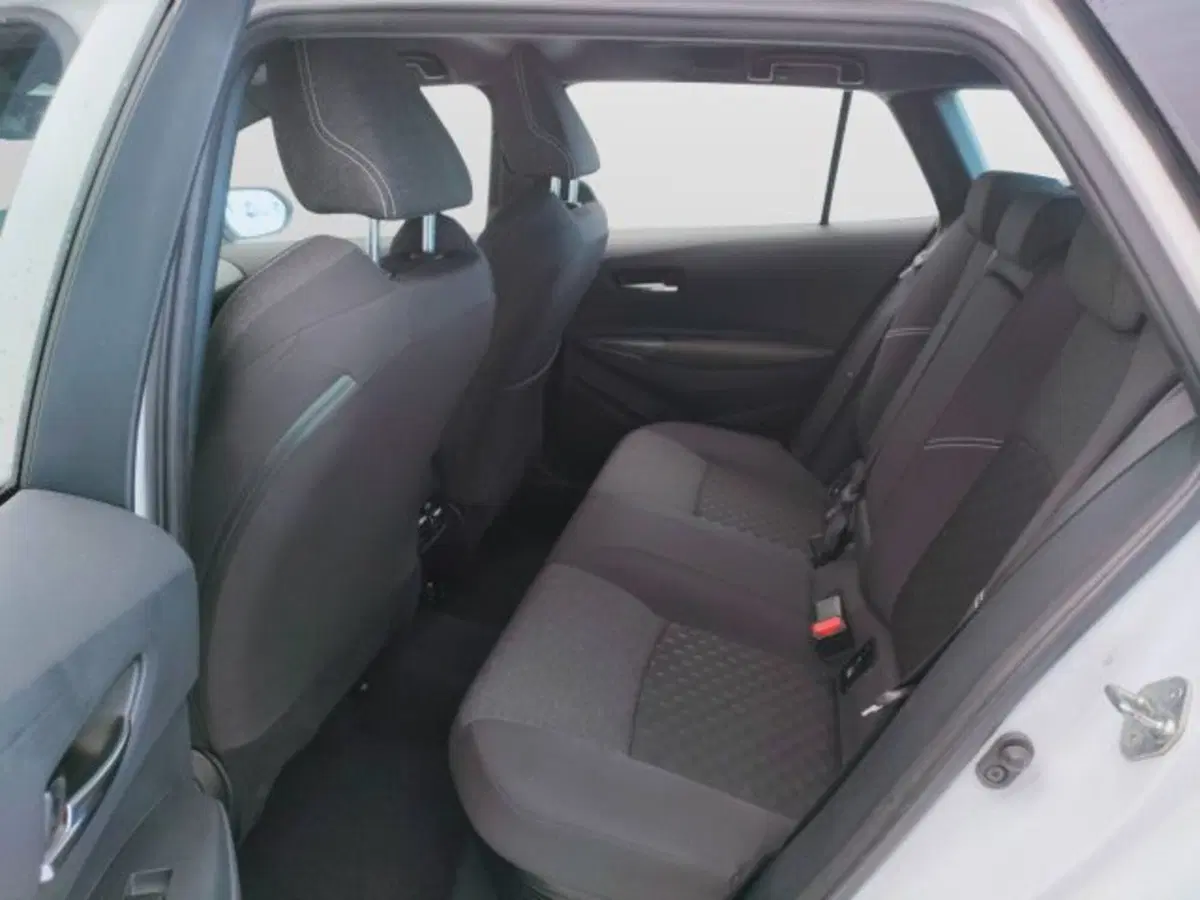 Toyota Corolla Touring Sports usata a Teramo (16)