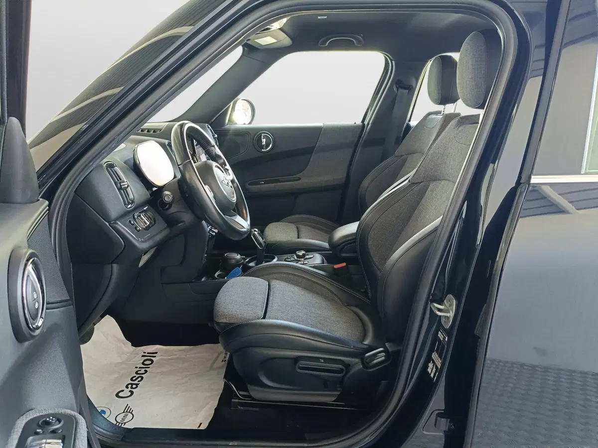 MINI Mini Countryman usata a Ascoli Piceno (8)