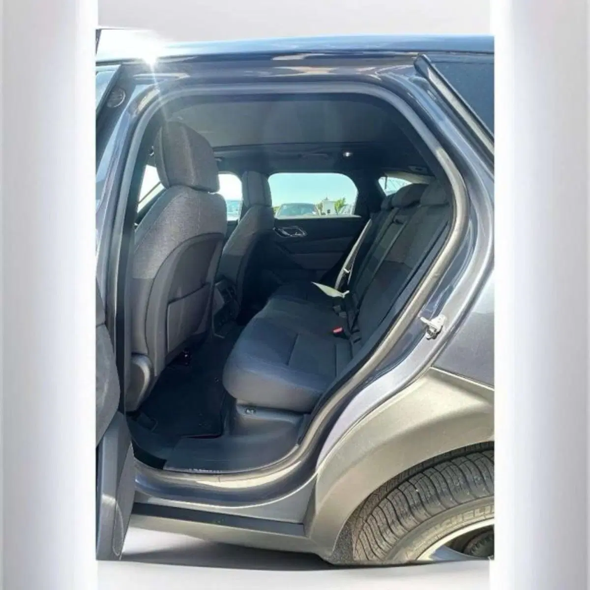 Land Rover Range Rover Velar usata a Firenze (9)