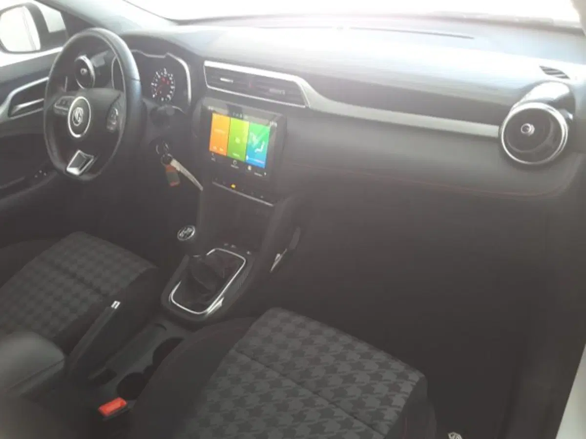 Mg ZS usata a Firenze (10)
