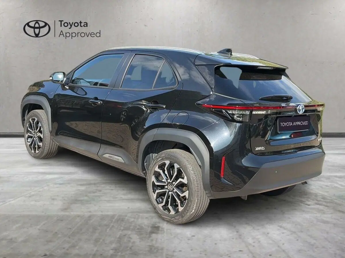 Toyota Yaris Cross usata a Lecco (5)