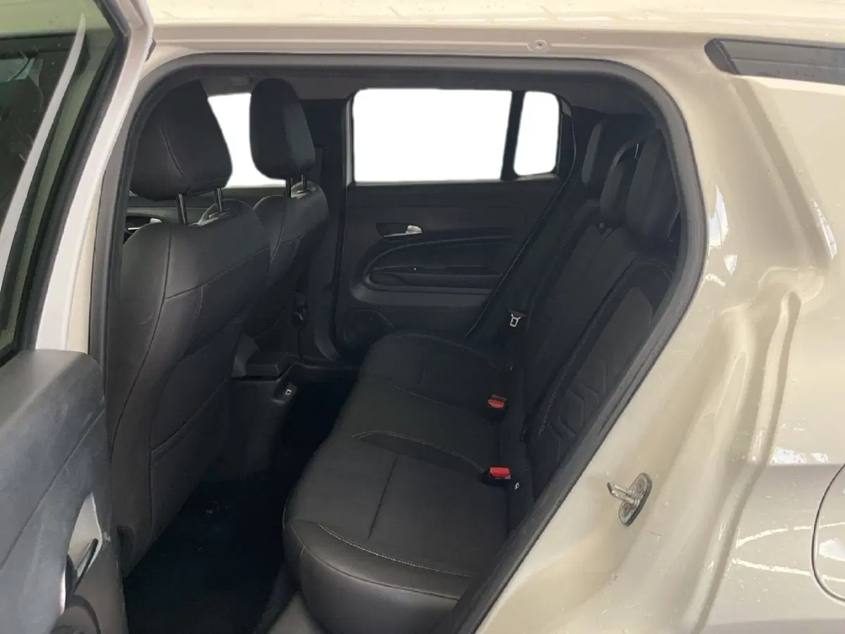 Jeep Avenger usata a Torino (9)
