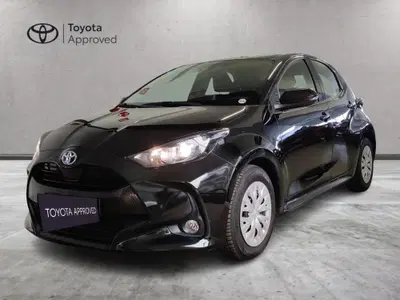 Toyota Yaris 1.5 Hybrid 5 porte Active del 2022 usata a Milano