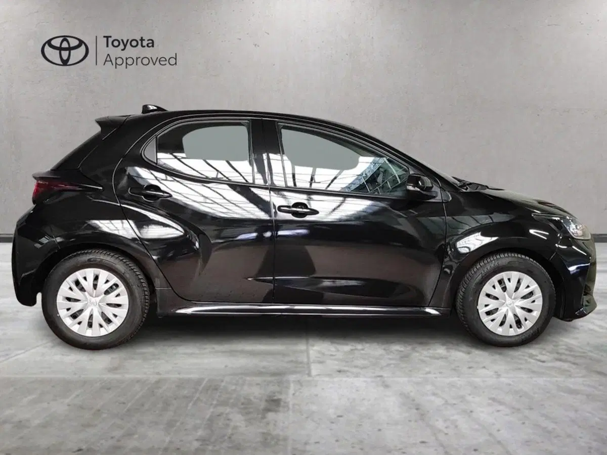 Toyota Yaris usata a Milano (5)