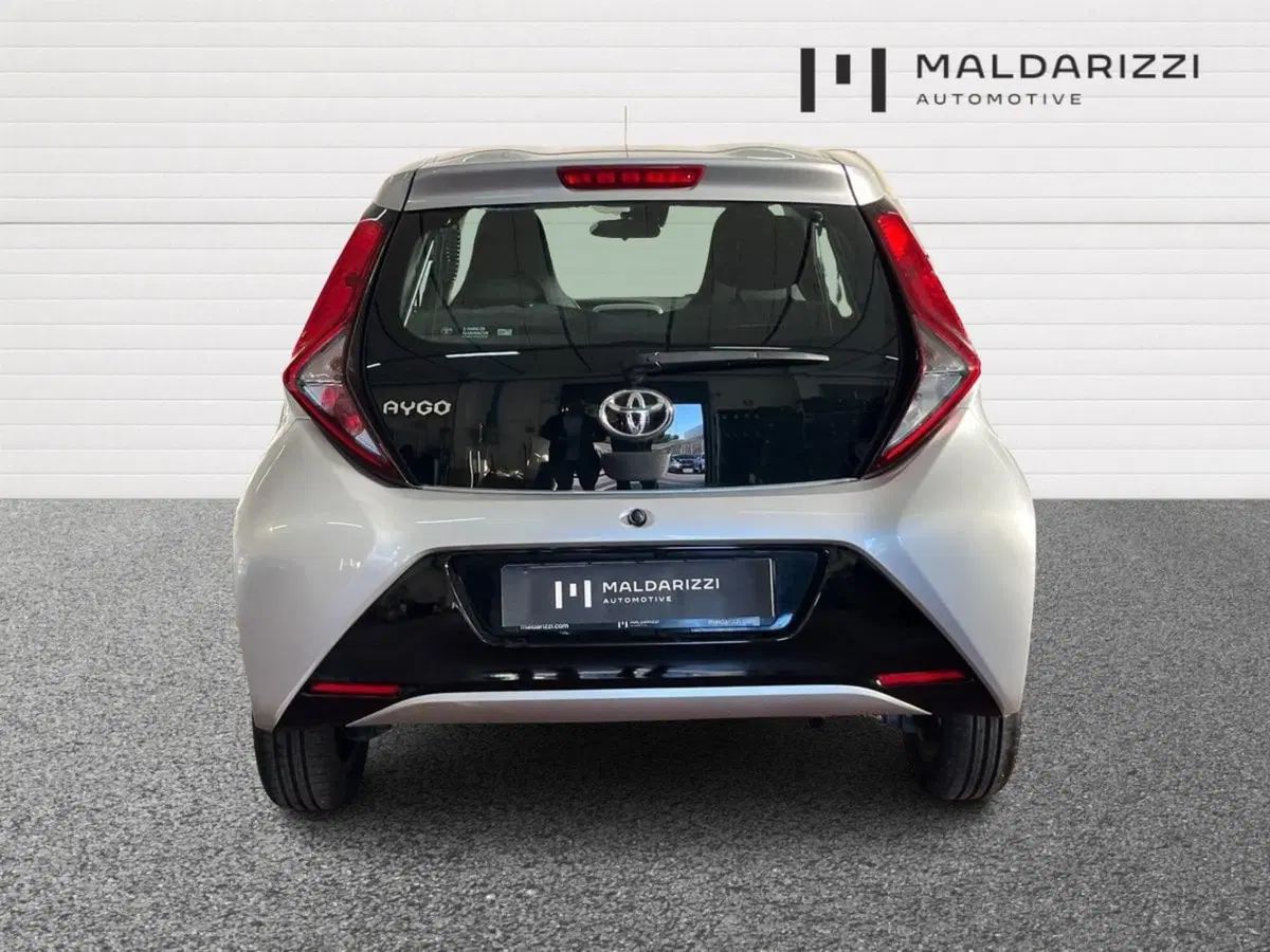 Toyota Aygo usata a Bari (3)