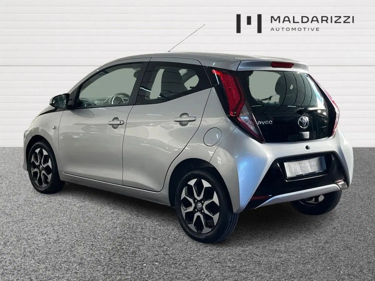Toyota Aygo usata a Bari (4)